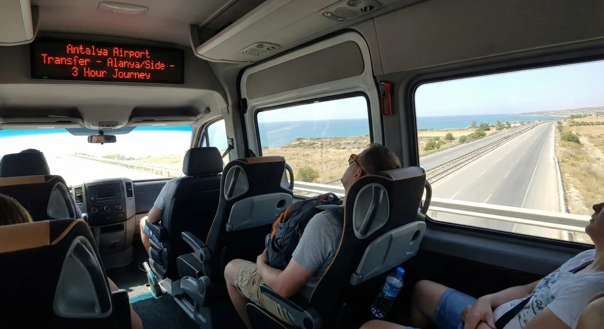 Antalya Airport Transfers: Beat the 3-Hour Boredom to Alanya/Side